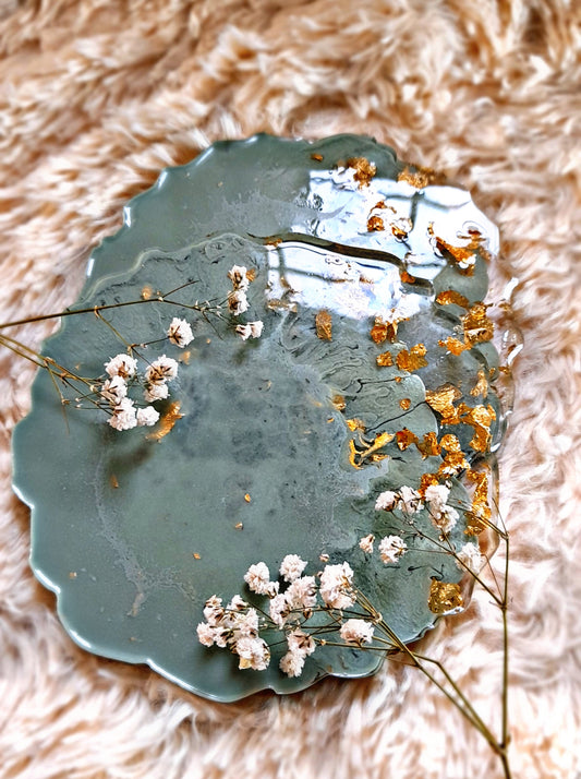 Jade & Gold Flakes